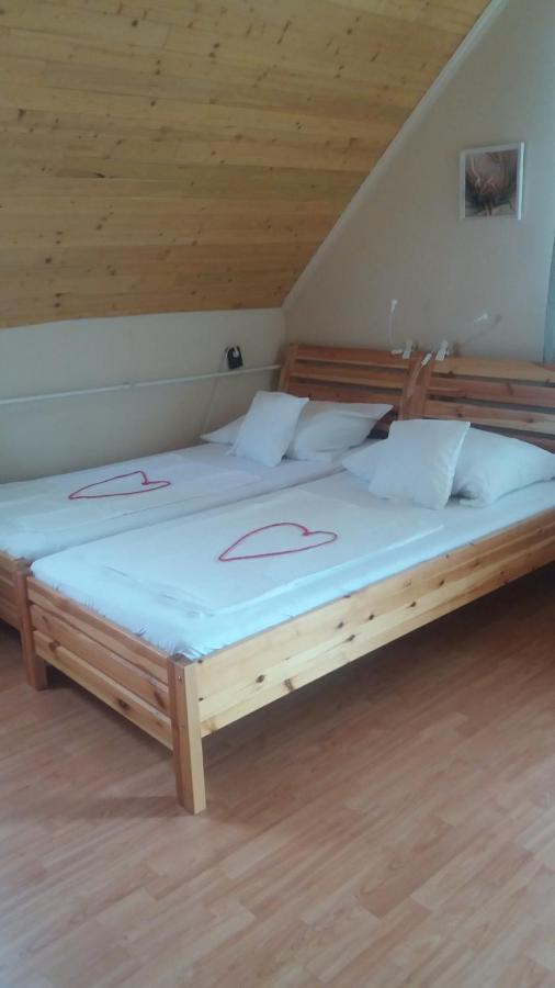Vakacio Apartman Balatonalmádi Exteriör bild