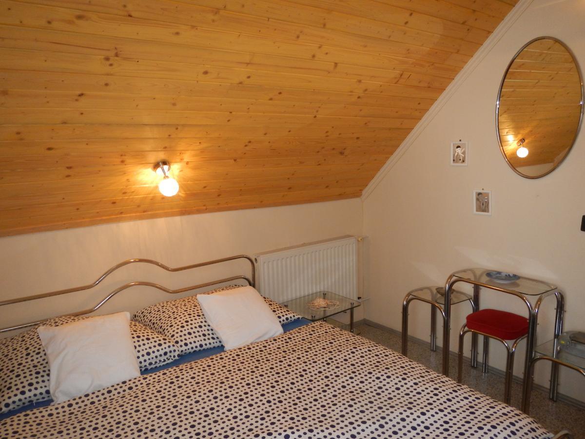 Vakacio Apartman Balatonalmádi Exteriör bild